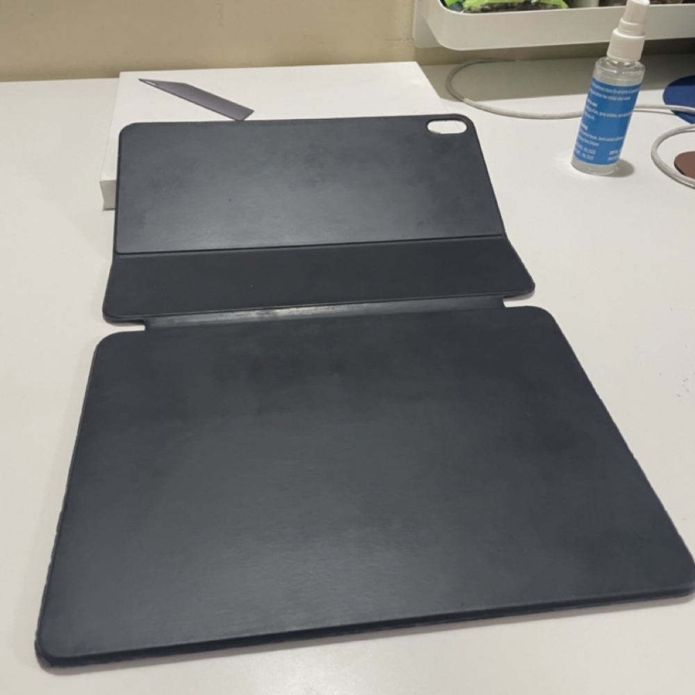 Smart Keyboard Folio for iPad Pro 11-inch - Picture 8 of 11